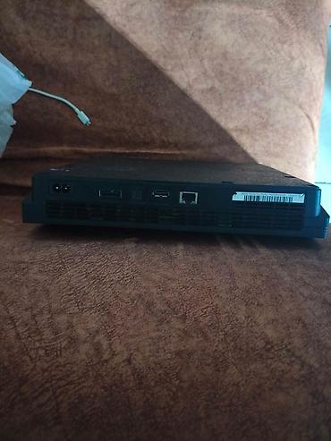 playstation 4 disk: Sony PlayStation 3 (PS3) Slim oyun konsolu Xüsusiyyətlər: - Model — 3