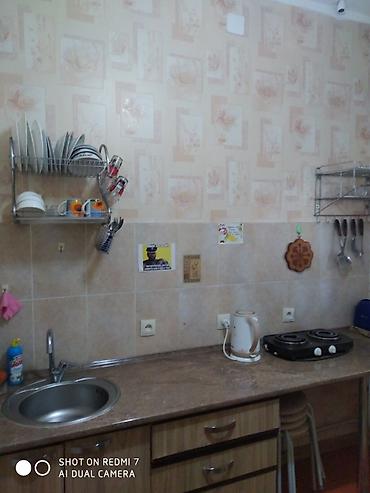 Посуточная аренда квартир: 3 комнаты, Душевая кабина, Постельное белье, Кондиционер — 11