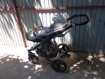 Коляски: Коляска, цвет - Серебристый, Б/у — 17