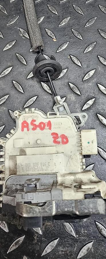 auto plac sirena: AUDI A4 A5 Q4 BRAVA ZADNJA DESNA 8K0839016C | audi vw delovi ALTINA — 1