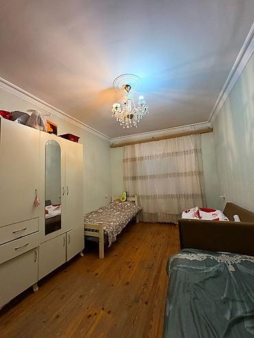 qax ev: 110azn XANIM OTAQ YOLDASI.RAZIN TALKUCKA EVDE 3XANIM QALIR BIRIDE — 4