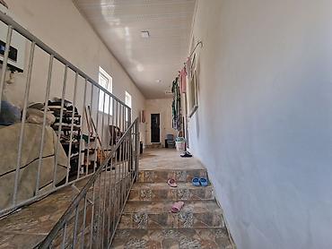 Həyət evləri və villaların satışı: Satılır: həyət evi TƏCİLİ SATILIR –400000 AZN Ünvan: Əliyar Əliyev — 11