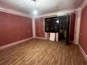 Köhnə tikili: Bakı, Bakıxanov qəs., 3 otaqlı, Köhnə tikili, m. Neftçilər, 98 kv. m -da lalafo.az — 4 Köhnə tikili: Bakı, Bakıxanov qəs., 3 otaqlı, Köhnə tikili, m. Neftçilər, 98 kv. m — 4