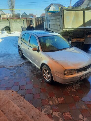 volkswagen 1999: Volkswagen Golf: 1999 г., 2 л, Автомат, Бензин, Хэтчбэк