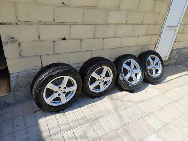 запчасть на хонда фит: Колеса в сборе 205 / 60 / R 16, Зима, Б/у, Комплект, Легковые, Литые, отверстий - 4