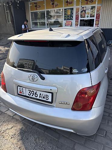зад: Toyota Ist: 2003 г., 1.5 л, Автомат, Бензин, Хэтчбэк — 6