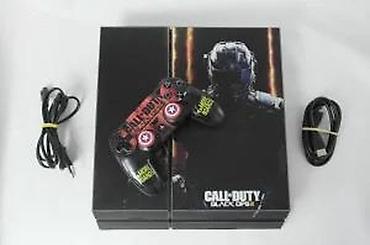 PS4 (Sony Playstation 4): U ponudi Sony Playstation 4 sa naslova. Konzola je novija fat — 19