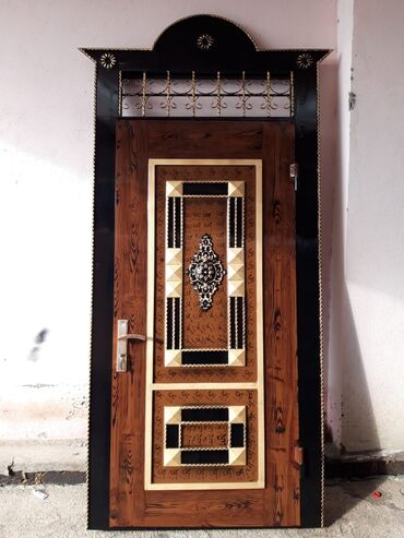 Qapıların təmiri: Peşakar usta tərəfindən yığılır ünvan Sulutəpə qiymət 170 AZN den — 13