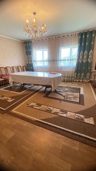 дом из кантенера: Дом, 100 м², 4 комнаты, Агентство недвижимости, Косметический ремонт