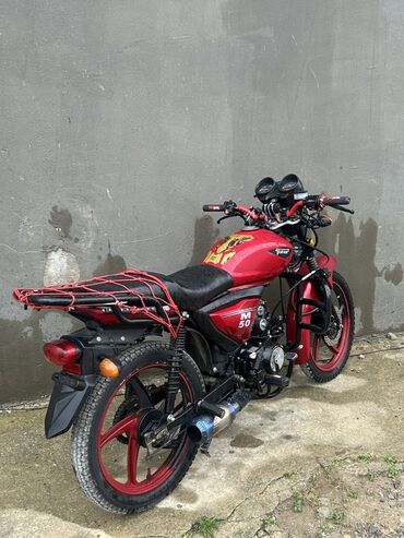 детские мотоциклы на аккумуляторе: Qırmızı rəngli moped/motorsiklet – “M50” matoru açılmıyıb infiye geder