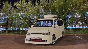 машина в росрочку: Honda Stepwgn: 2005 г., Автомат, Бензин