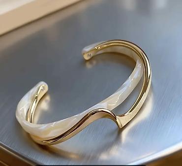 bulgari: Bilərzik, Bvlgari, Pulsuz çatdırılma — 1