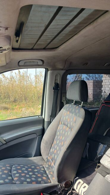 Mercedes-Benz: Mercedes-Benz Vito: 2.2 l | 2005 il Van/Minivan — 11