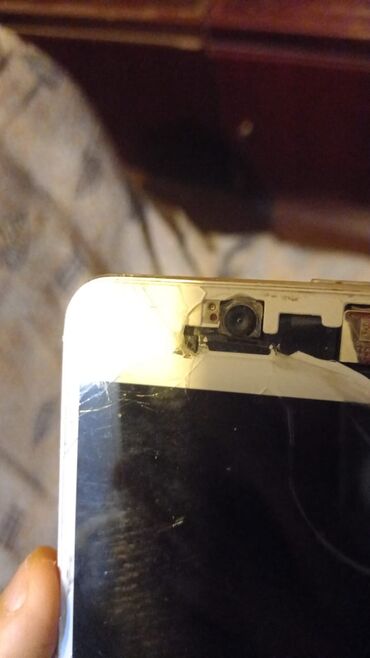 iphone 5s kabro: IPhone 5s | 16 GB Gümüşü | Qırıq