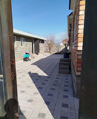 4: 🏡 Продается дом в Бишкеке! Ак-Ордо 2 📍 Район: Ак-Ордо 2 ж/м. 📐 Площадь — 3