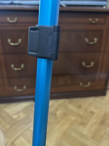 Другие аксессуары для фото/видео: Продаю ШТАТИВ прочный и практичный на железной ножках Штатив Jmary с — 39