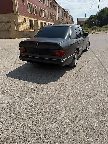 mercedes e class w124: Mercedes-Benz E-Class (W124) sedan - Kuzov: metalika, 4 qapı, klassik — 8