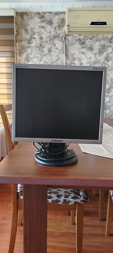 samsung monitör: Monitor Samsunq d- 42 yaxşı vəziyətdə qiyməti 25azn, w.App — 1