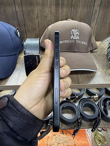 Apple iPhone: IPhone 16, 128 GB, Qara, Face ID — 5