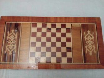 Маски, очки: Taxta şahmat-nərd dəsti - Material: təbii ağacdan hazırlanmış ikiqat