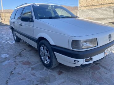 Volkswagen: Volkswagen Passat: 1989 г., 1.8 л, Механика, Бензиновая, Универсал — 1