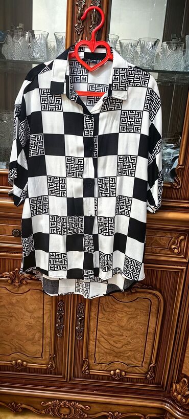 Köynək və bluzalar: Brend: Perfect Brown (Woman) Bədən ölçüsü: EUR M / MEX M / UK 38 — 3