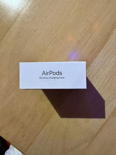 apple qulaqcıq: Apple AirPods 5 (Wireless Charging Case) Məhsul təsviri: - Model — 4