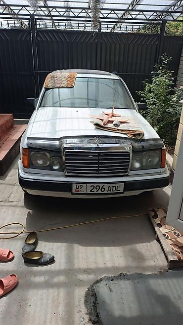 мерс 512: Mercedes-Benz 220: 1986 г., 2 л, Механика, Бензин, Седан — 1