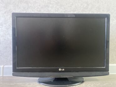 22 дюйма: Нету пульта Компактный ЖК-телевизор LG с настольной подставкой