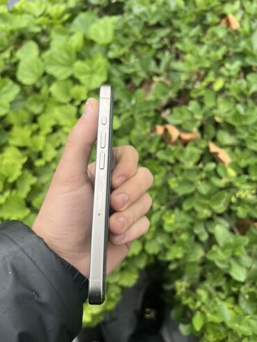 Apple iPhone: IPhone 15 Pro, 128 GB, Natural Titanium — 5