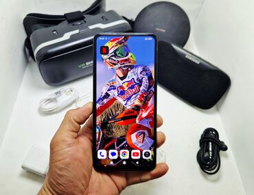 Redmi: Redmi, Redmi Note 13, Б/у, 256 ГБ, цвет - Черный, 1 SIM, 2 SIM, eSIM — 16