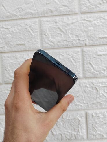 Apple iPhone: IPhone 12 Pro, 128 GB, Qara, Face ID — 6