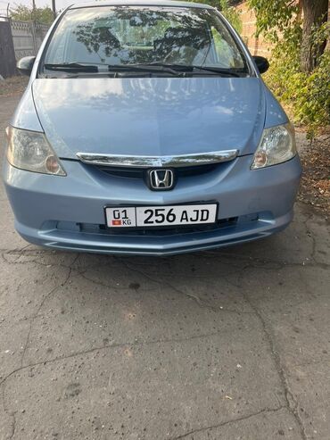 авто с последующим выкупом фит: Honda Jazz: 2004 г., 1.3 л, Вариатор, Бензин, Седан