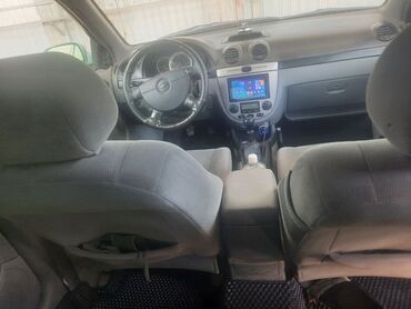 чехлы для автомашины: Chevrolet Lacetti: 2005 г., 1.6 л, Механика, Газ, Хэтчбэк