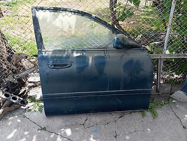 Автозапчасти: Продам двери на Мазда Кронос хэтчбек 1992 года в наличии 1 дверь — 2
