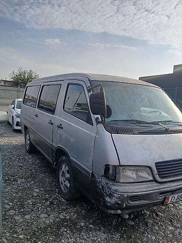 лобовое стекло киа бонго: Ssangyong Istana: 2000 г., 2.9 л, Механика, Дизель, Минивэн — 1