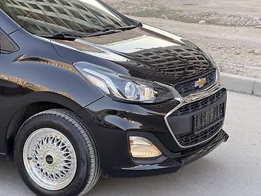 Chevrolet: Chevrolet Spark: 2020 г., 1 л, Вариатор, Бензин, Хэтчбэк — 18