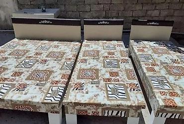 bağ ucun: Təzə çarpayılar. 1 nəfərlik çarpayılar 60manat. 2 nəfərlik taxt — 1