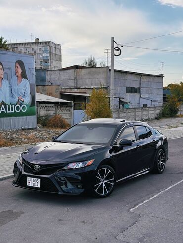 автомойка для машины: Toyota Camry: 2019 г., 2.5 л, Типтроник, Бензин, Седан