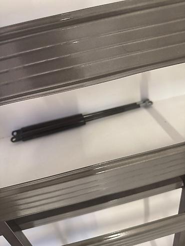 qiz səkilləri: Genc usaq yatağı. 130 eni.2 m uzunu.Mebel fabrikində yığılıb. Matras — 9