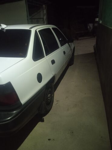 авто дэу нексия: Daewoo Nexia: 1999 г., 1.5 л, Механика, Седан