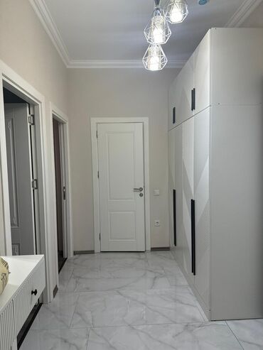 Mənzil kirayələyirəm: 3 otaqlı, 90 kv. m — 1