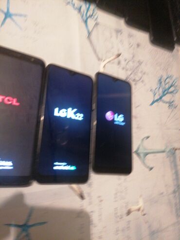 Tableti: Android tableti – više komada - Ekran oko 8 inča (klasičan 16:10 — 8