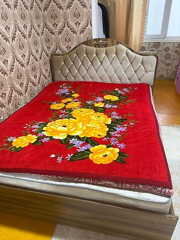 pec qiyməti: *taxd satilir* *💸qiyməti 110 ₼* *🏠ünvan Hövsan z⁹⁰kod 37*Qırmızı fonlu — 1