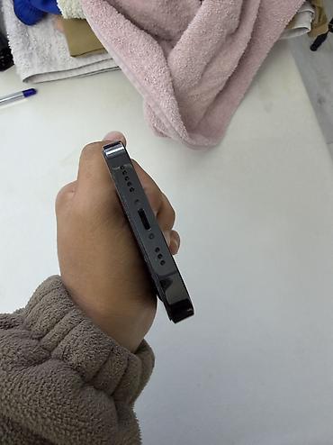 Apple iPhone: Один владелец покупал в ЦУМе в запечатанном виде коробка есть — 6