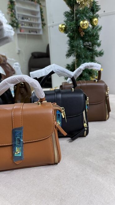 Классические сумки: Женские сумки — ассортимент моделей и цветов - Компактные сумки с — 1