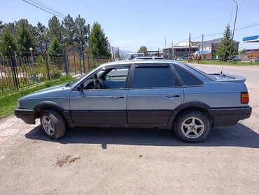 corolla runx: Nissan Sunny: 1993 г., 1.6 л, Механика, Бензин, Седан
