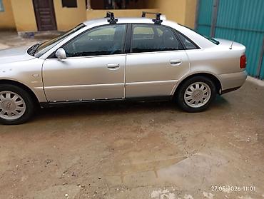 баа: Audi A4: 2000 г., 1.8 л, Автомат, Бензин, Седан — 10