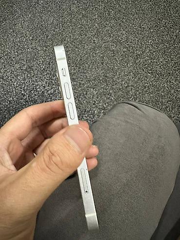 Apple iPhone: IPhone 12 mini есть сколы акб родной телефон не вскрывался Срочно — 5
