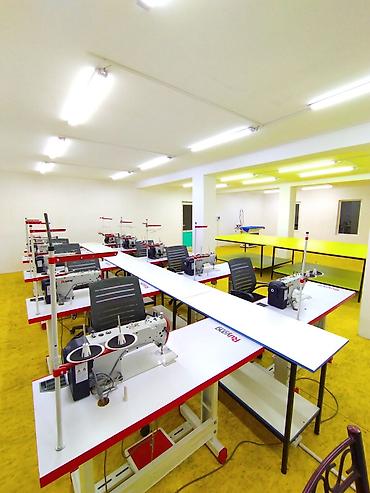 Швеи: Швея, Постоянная, Прямострочка, Район: Красный Строитель ж/м, Рубашки и блузы, Оплата: Сдельная, Опыт работы: 1-2 года опыта — 3